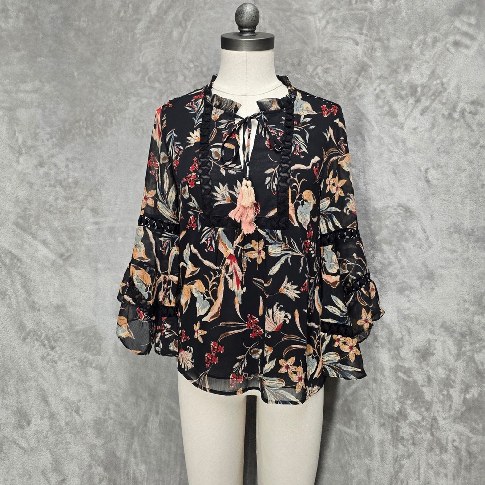 Maeve Anthropologie Blouse Women XS Top Floral Tassel Bell Sleeve Boho Bird Lace